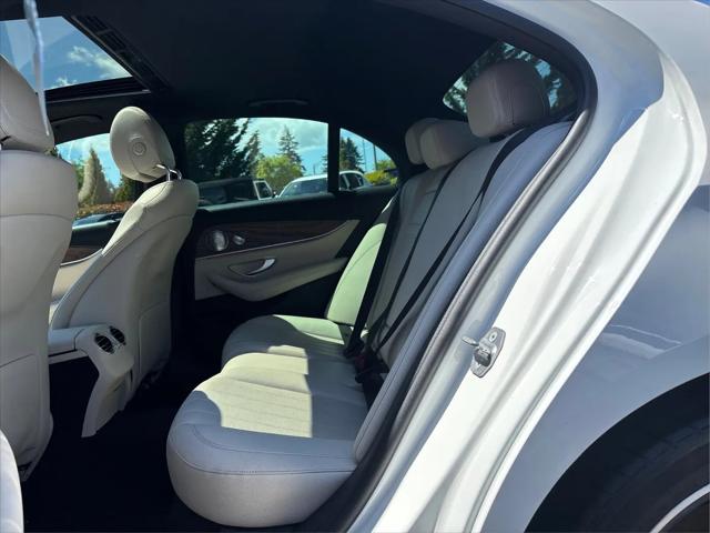 2017 Mercedes-Benz E-CLASS E 300 E 300