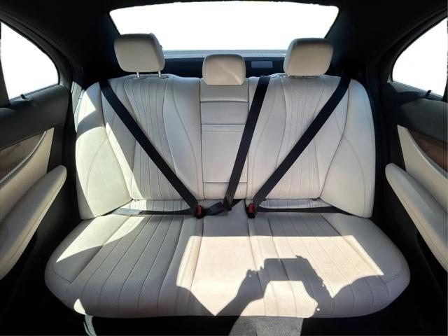 2017 Mercedes-Benz E-CLASS E 300 E 300