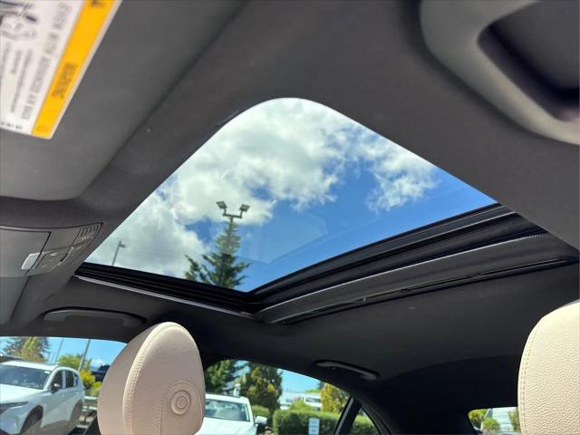 2017 Mercedes-Benz E-CLASS E 300 E 300