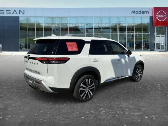 2025 Nissan Pathfinder Platinum 4WD