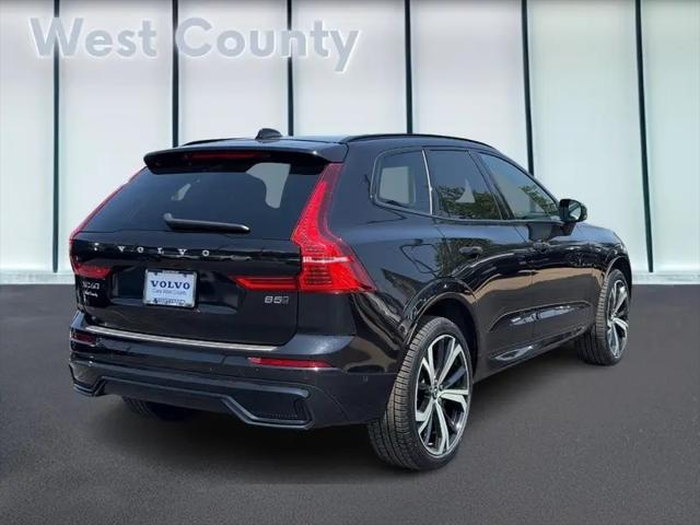 2024 Volvo XC60 B5 Ultimate Dark Theme