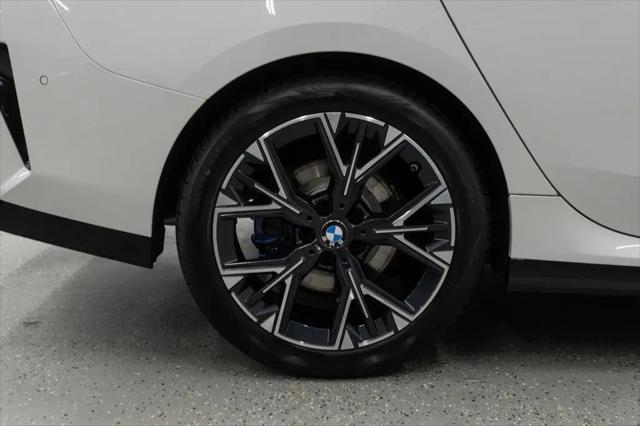 2025 BMW Coupe xDrive