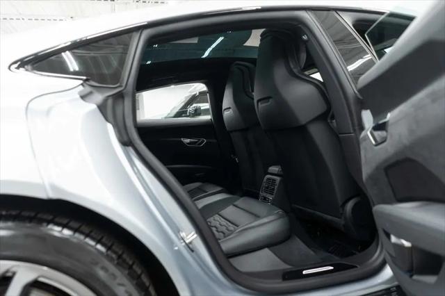2024 Audi e-tron GT Premium Plus quattro