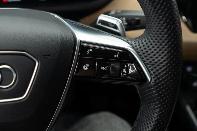 2024 Audi e-tron GT Premium Plus quattro