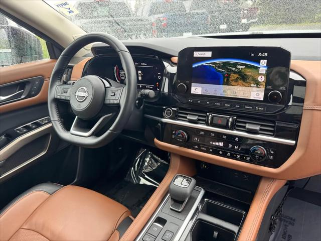 2023 Nissan Pathfinder Platinum 4WD