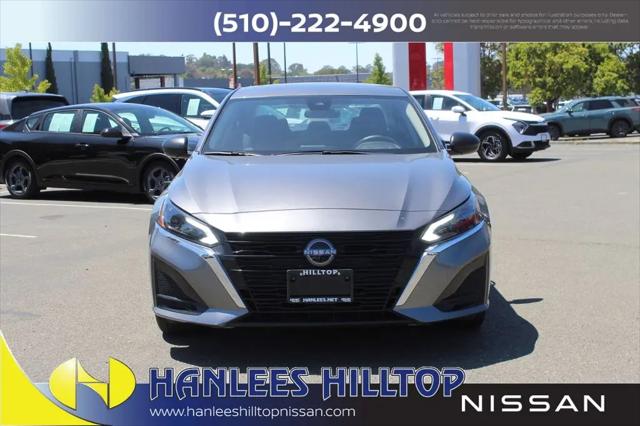 2025 Nissan Altima SV FWD