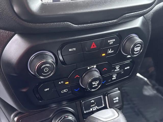 2023 Jeep Renegade Latitude 4x4
