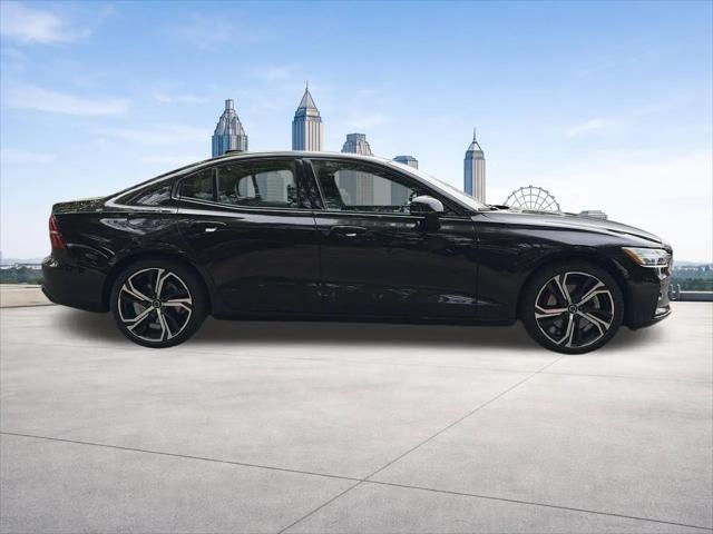 2024 Volvo S60 B5 Core Dark Theme
