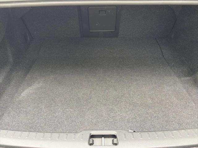 2024 Volvo S60 B5 Core Dark Theme