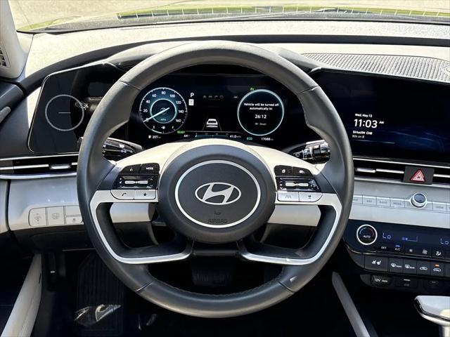 2025 Hyundai Elantra Hybrid Limited