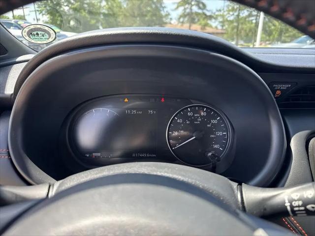 2024 Nissan Kicks SR Xtronic CVT