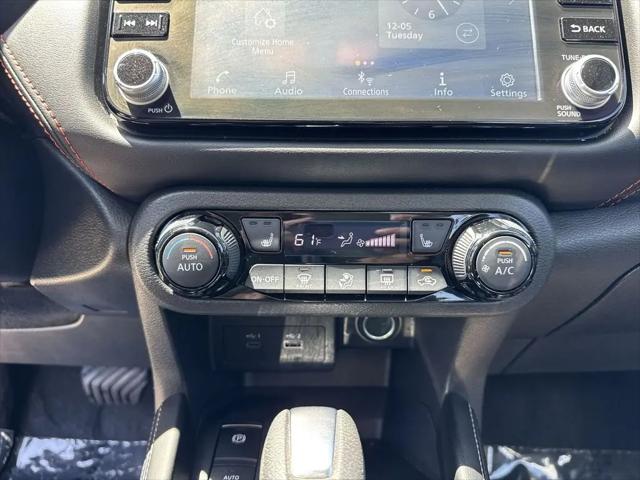 2024 Nissan Kicks SR Xtronic CVT