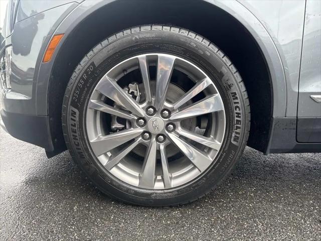 2022 Cadillac XT5 AWD Premium Luxury