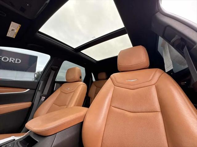 2022 Cadillac XT5 AWD Premium Luxury
