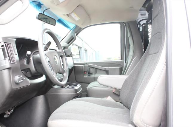 2024 Chevrolet Express Cargo Van RWD 2500 Regular Wheelbase WT