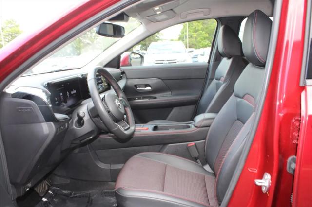 2025 Nissan Kicks SR Intelligent AWD