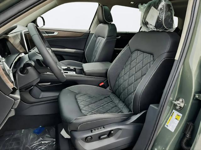 2026 Volkswagen Atlas SEL Premium R-Line