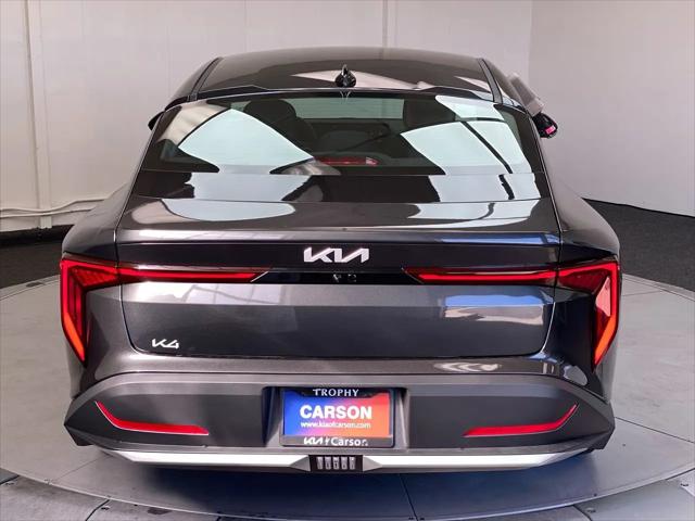 2026 Kia K4 LXS