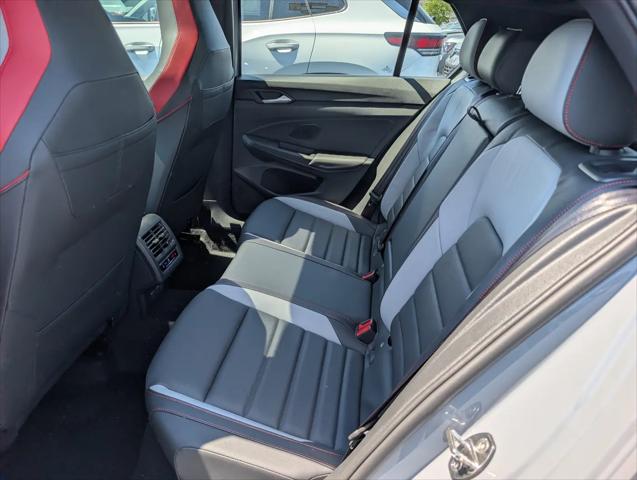 2026 Volkswagen Golf GTI Autobahn