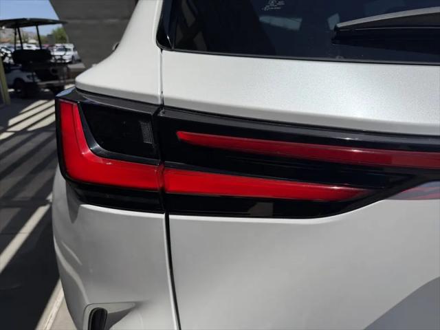 2024 Lexus NX 350h Premium