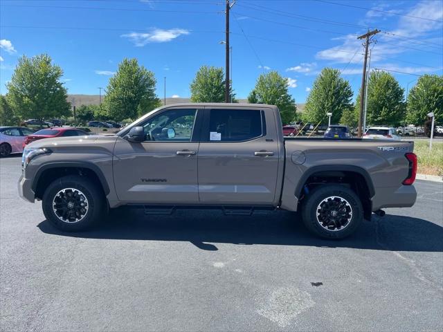 2026 Toyota Tundra SR5 CrewMax 5.5' Bed