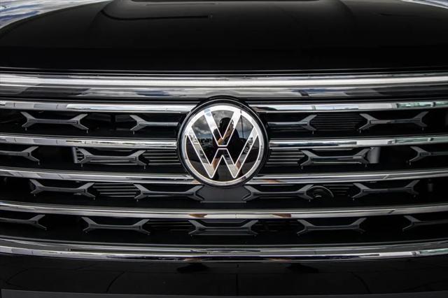 2026 Volkswagen Atlas SE with Technology