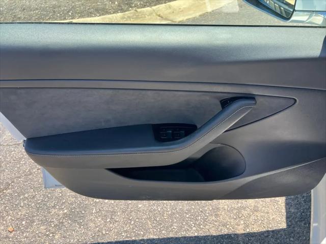 2020 Tesla Model 3 Standard Range Plus Rear-Wheel Drive