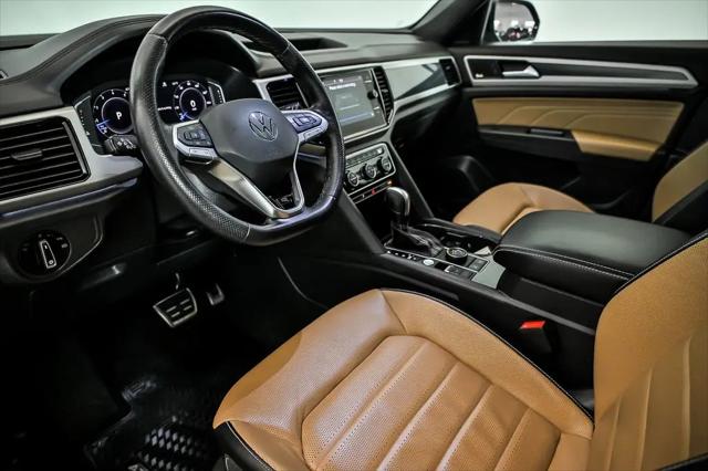 2023 Volkswagen Atlas Cross Sport 3.6L V6 SEL Premium R-Line