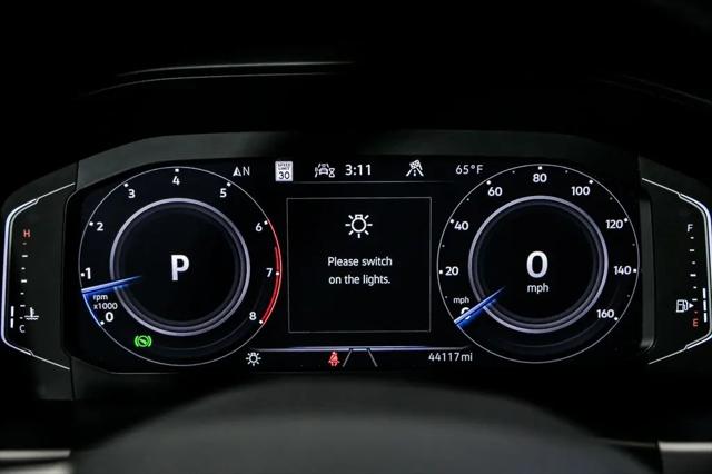 2023 Volkswagen Atlas Cross Sport 3.6L V6 SEL Premium R-Line