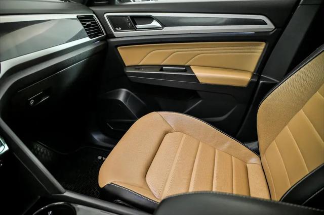 2023 Volkswagen Atlas Cross Sport 3.6L V6 SEL Premium R-Line