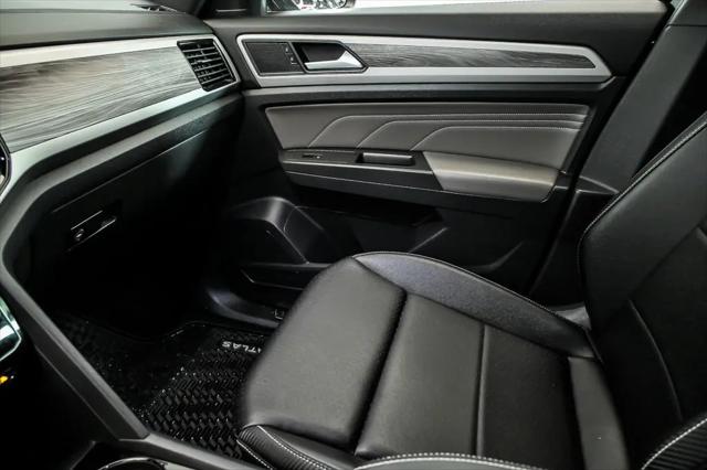 2023 Volkswagen Atlas Cross Sport 3.6L V6 SE w/Technology
