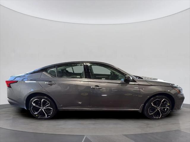 2026 Nissan Altima SR AWD