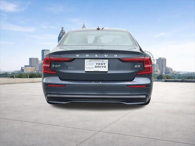 2024 Volvo S60 B5 Core Dark Theme