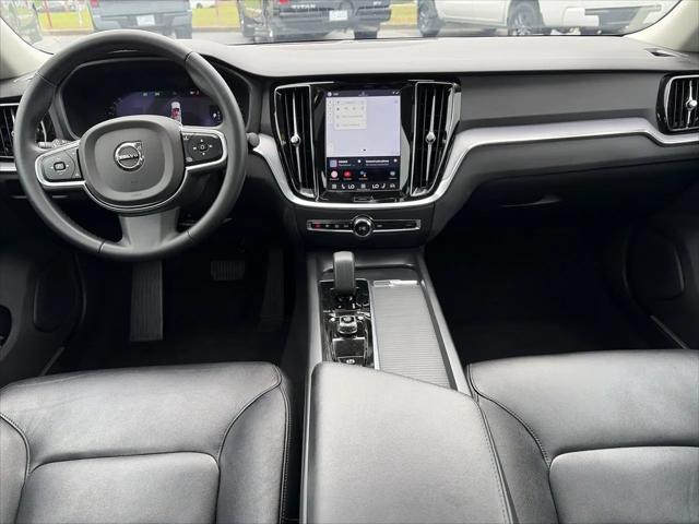 2024 Volvo S60 B5 Core Dark Theme