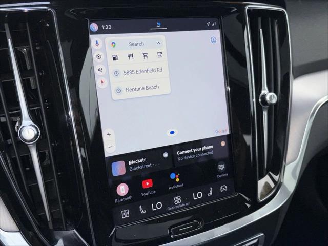 2024 Volvo S60 B5 Core Dark Theme