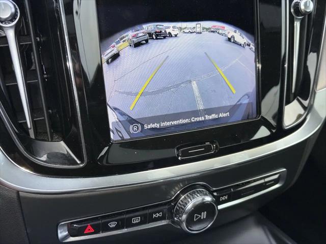 2024 Volvo S60 B5 Core Dark Theme