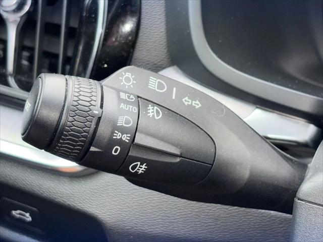 2024 Volvo S60 B5 Core Dark Theme