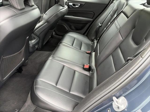 2024 Volvo S60 B5 Core Dark Theme