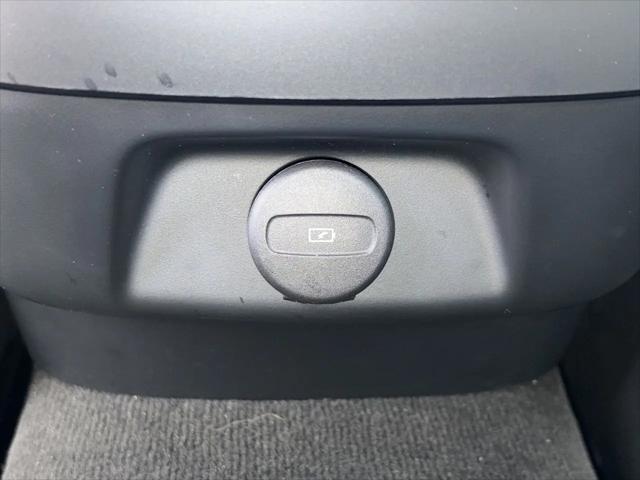 2024 Volvo S60 B5 Core Dark Theme