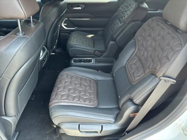 2025 Nissan Armada Platinum Reserve 2WD