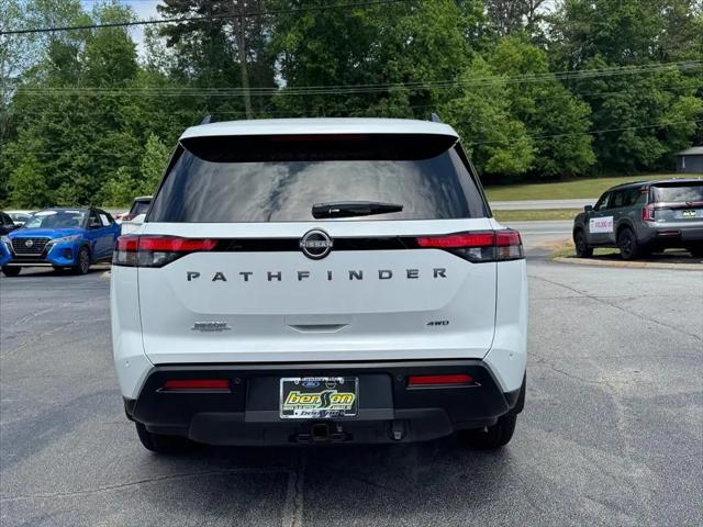 2026 Nissan Pathfinder SV