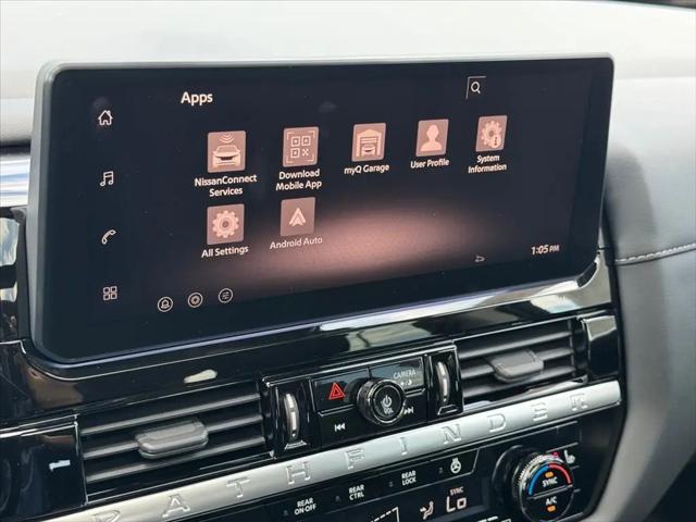 2026 Nissan Pathfinder SV