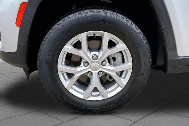 2023 Jeep Grand Cherokee Limited 4x2