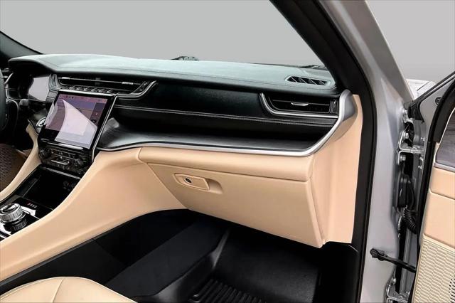 2023 Jeep Grand Cherokee Limited 4x2