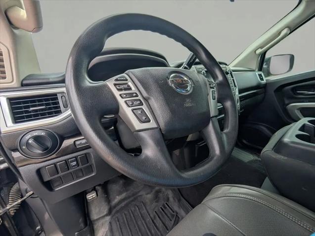 2019 Nissan Titan SV