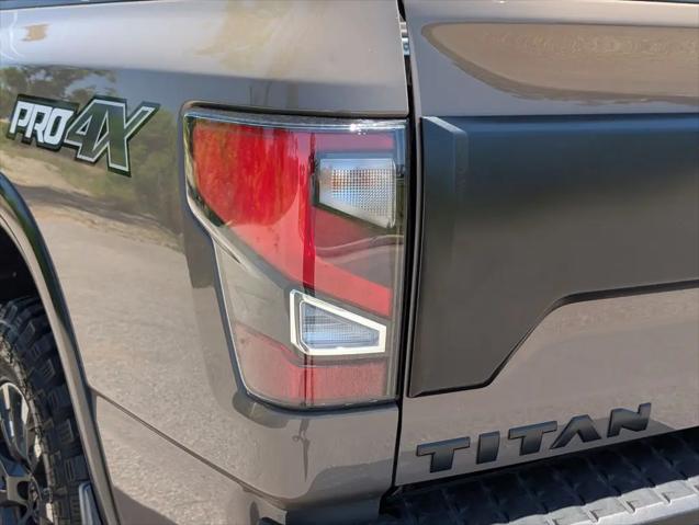 2021 Nissan Titan Crew Cab PRO-4X 4x4