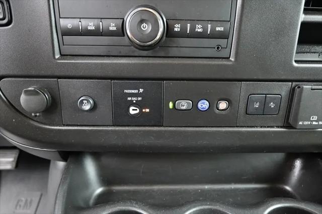 2023 Chevrolet Express Passenger RWD 3500 Extended Wheelbase LT
