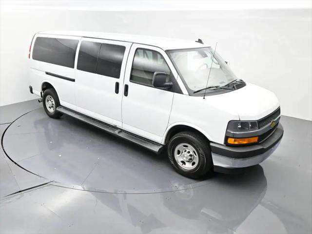 2023 Chevrolet Express Passenger RWD 3500 Extended Wheelbase LT