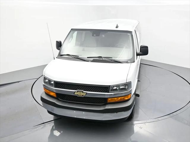 2023 Chevrolet Express Passenger RWD 3500 Extended Wheelbase LT