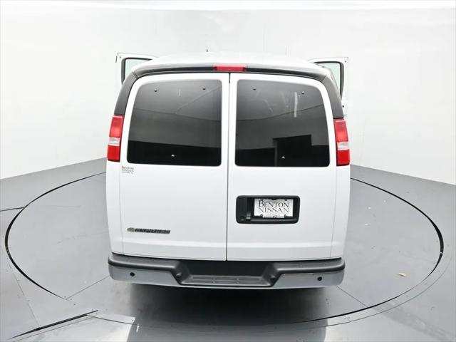 2023 Chevrolet Express Passenger RWD 3500 Extended Wheelbase LT